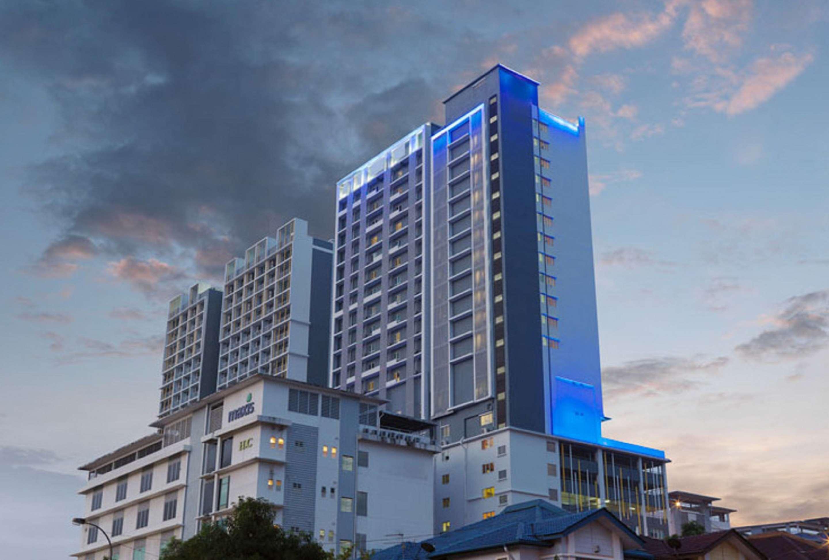 שאה אלאם Wyndham Garden I-City מראה חיצוני תמונה