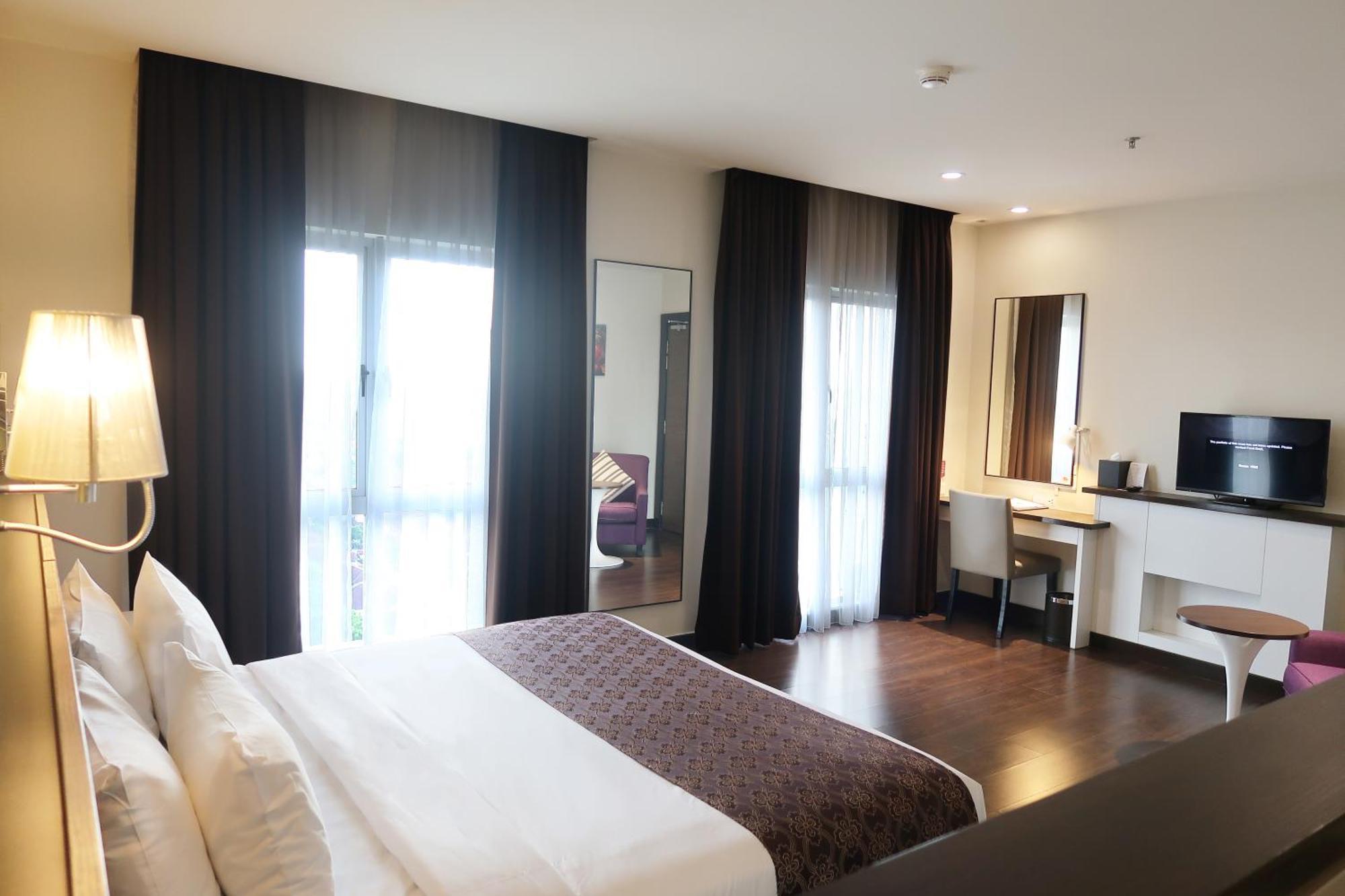 שאה אלאם Wyndham Garden I-City מראה חיצוני תמונה