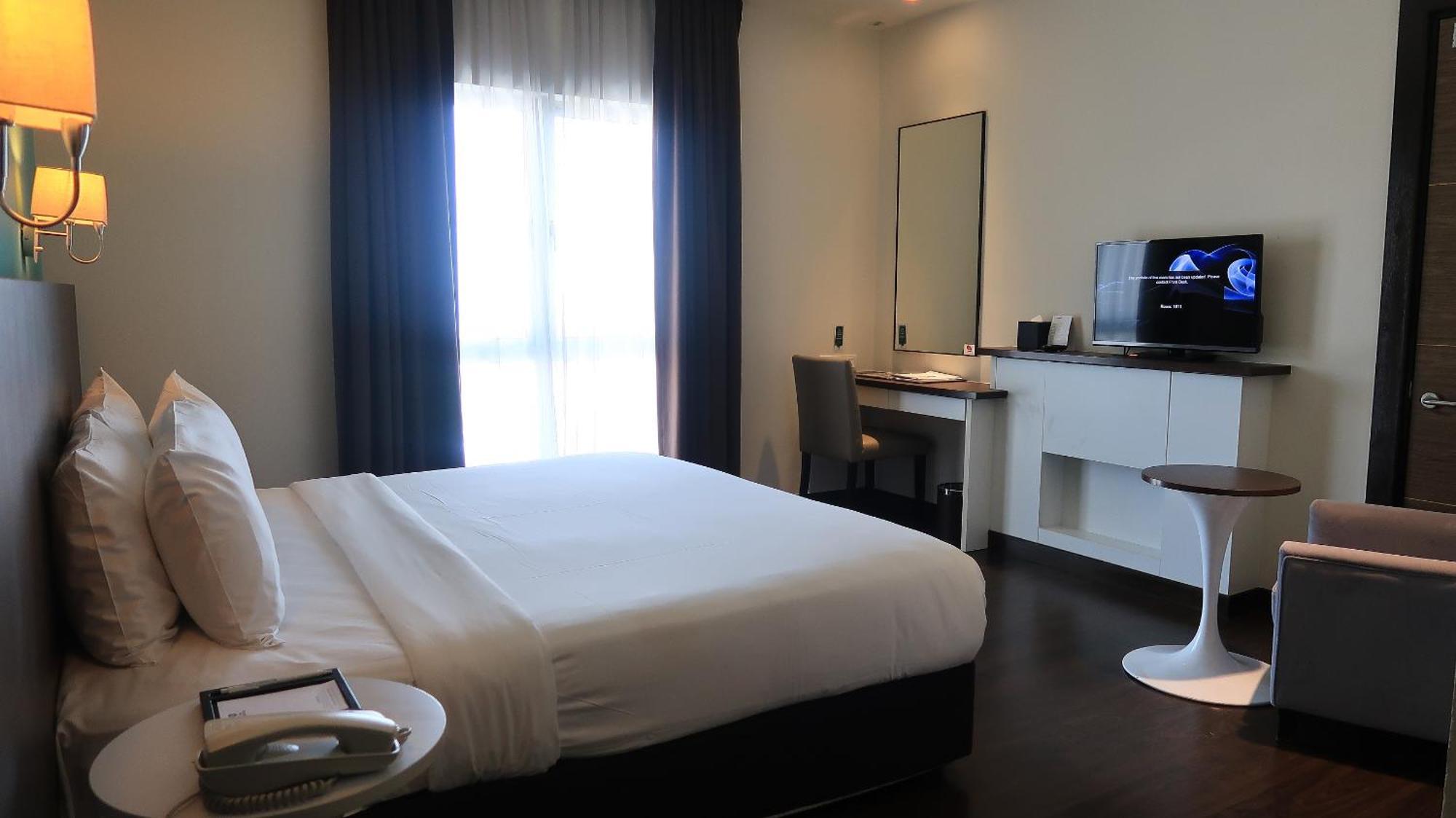 שאה אלאם Wyndham Garden I-City מראה חיצוני תמונה