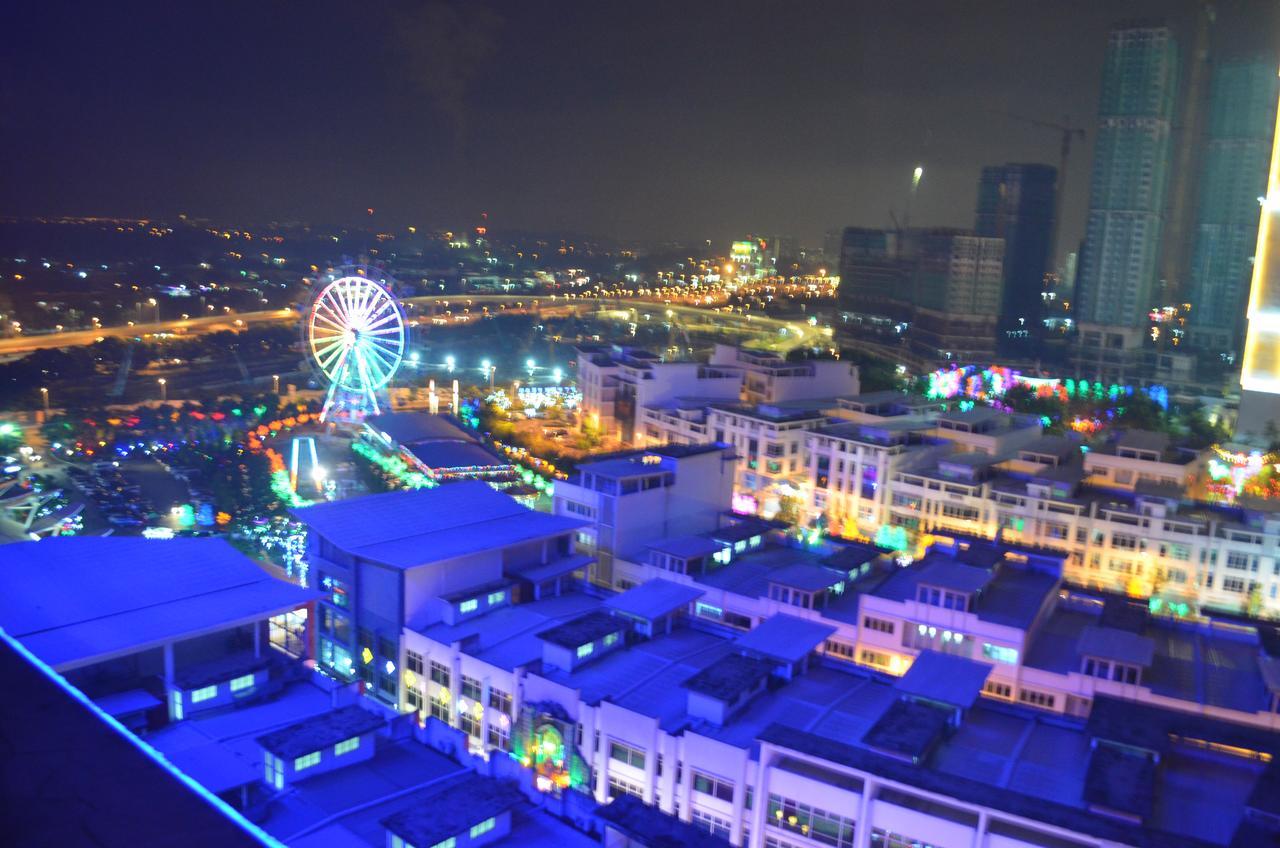 שאה אלאם Wyndham Garden I-City מראה חיצוני תמונה